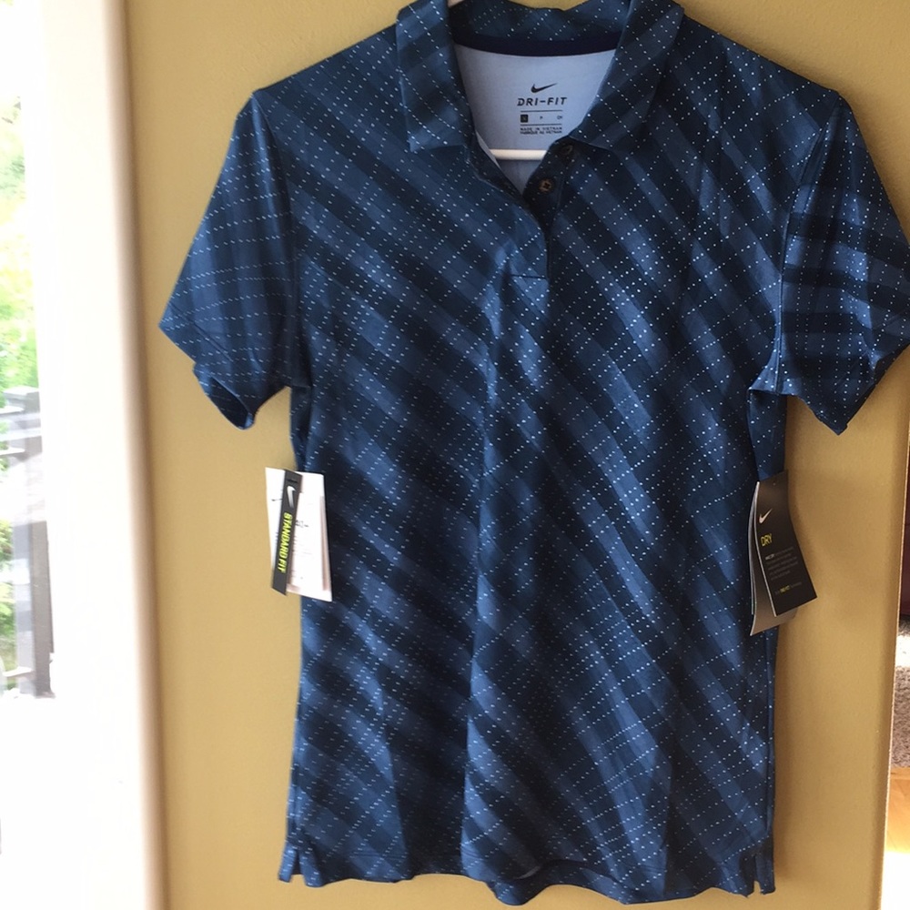 NWT Nike women's golf shirt